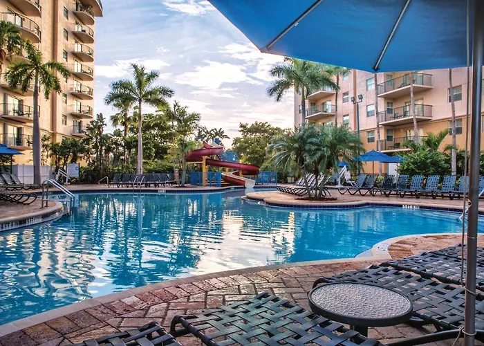 Miami Hotels near Fort Lauderdale Executive Airport (FXE)