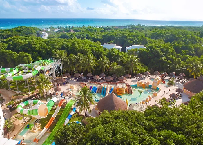 Best Playa del Carmen Hotels For Families With Kids
