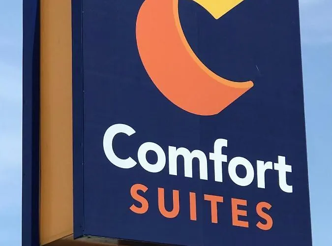Comfort Suites Near Route 66 Springfield