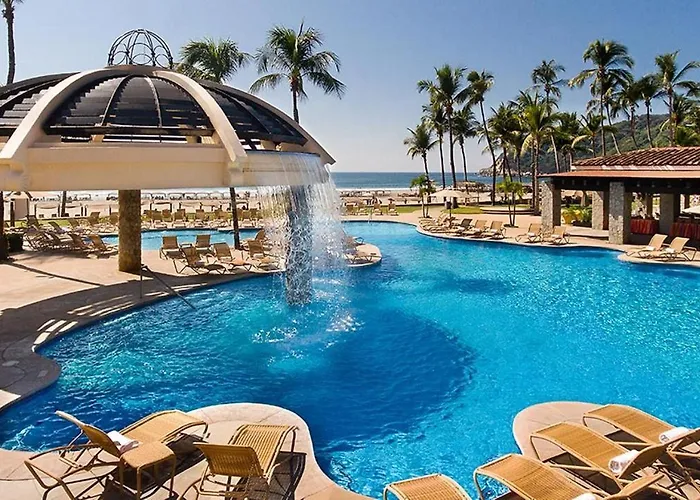 Acapulco Hotels near General Juan N Alvarez Airport (ACA)